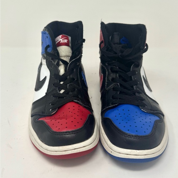 Nike Air Jordan 1 Retro Top 3 Youth Size  6.5 GS Black White Red - Picture 2 of 6